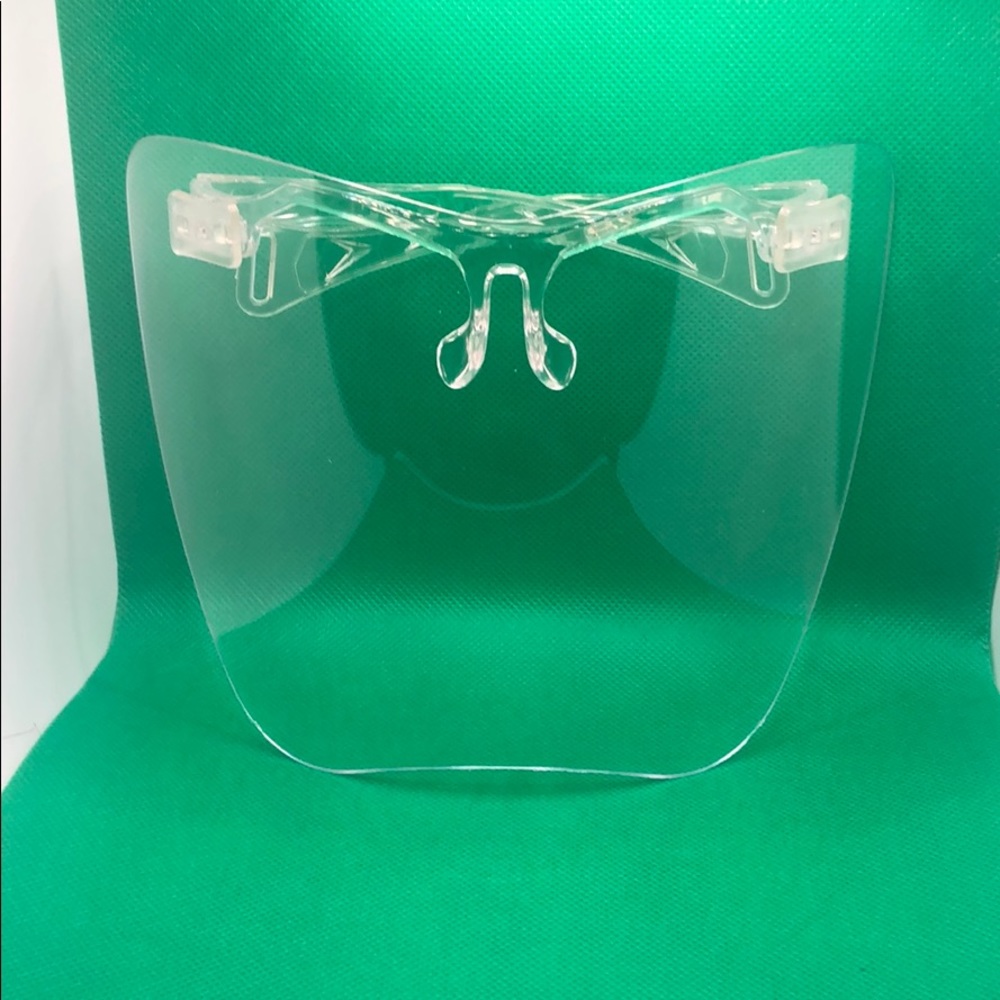 Sheld face mask clear and dark